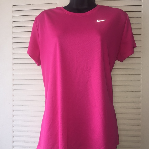 nike running top ladies
